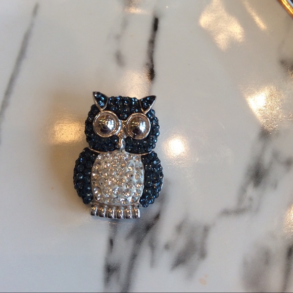 Crystal blue and clear Crystal owl pendant silver - Picture 3 of 7
